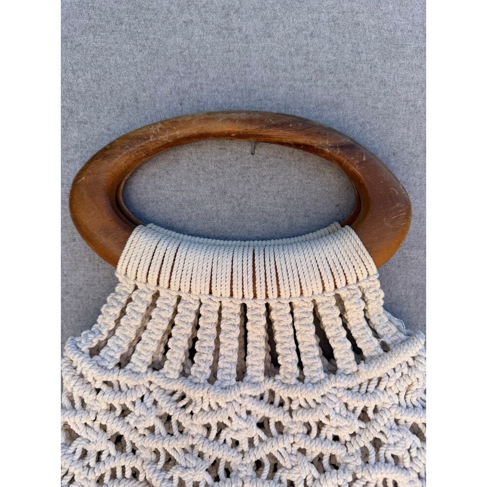 Vintage Macramé Handbag Wooden Handle Boho Ivory Rope Purse Unbranded - Picture 3 of 10